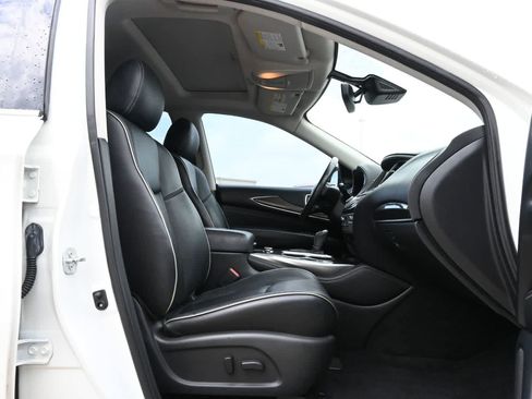 Used 2019 INFINITI QX60 Luxe w/ Essential Package FWD image 23