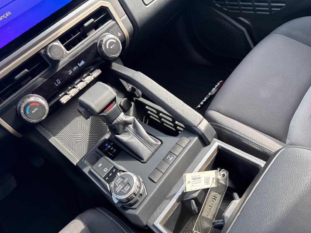Used 2025 Toyota Tacoma TRD Off-Road AWD/4WD image 28