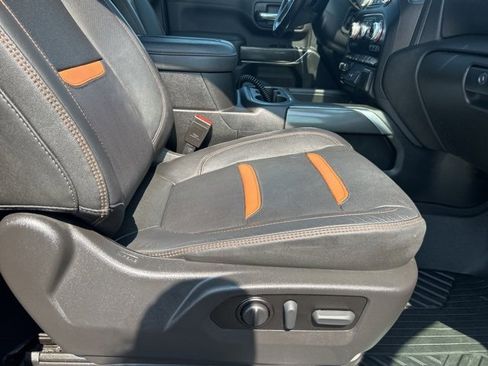 Used 2022 GMC Sierra 2500 AT4 w/ Snow Plow Prep/Camper Package image 19