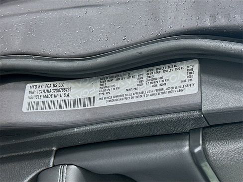 New 2025 Jeep Grand Cherokee Altitude image 19