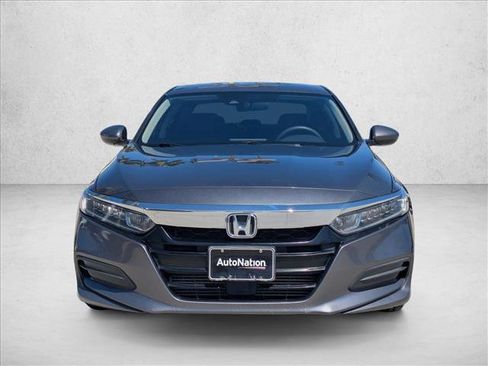 Used 2018 Honda Accord LX image 2