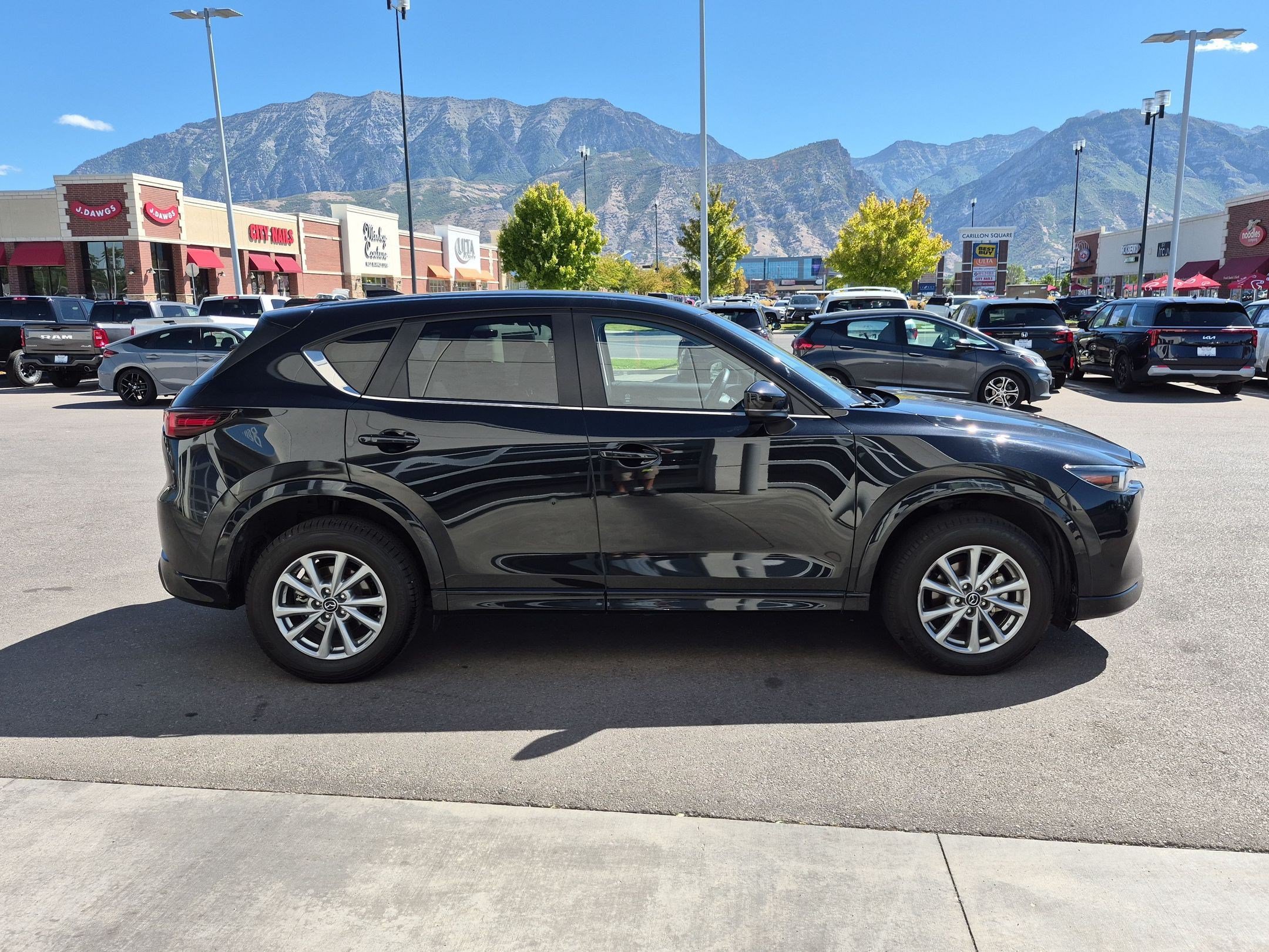 Used 2024 MAZDA CX-5 AWD 2.5 S w/ Select Package image 2