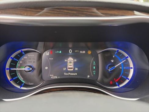 Used 2022 Chrysler Pacifica Pinnacle FWD image 12