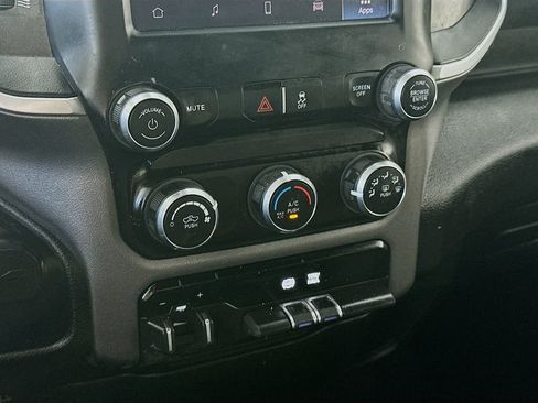 Used 2022 RAM 2500 Big Horn image 18