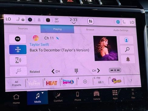 New 2025 Jeep Grand Cherokee Limited w/ Trailer Tow Package image 18