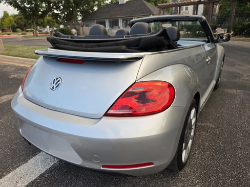 Used 2013 Volkswagen Beetle 2.5 FWD image 40