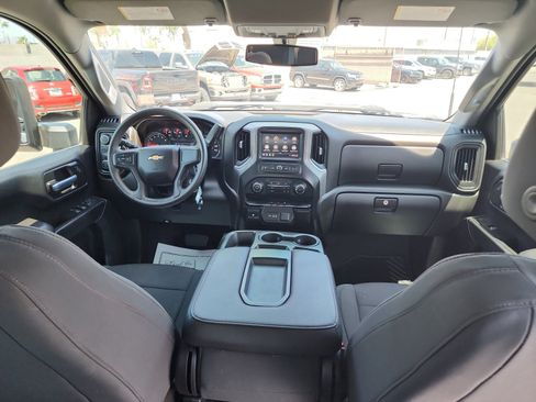 Used 2021 Chevrolet Silverado 2500 Custom w/ Custom Value Package AWD/4WD image 32