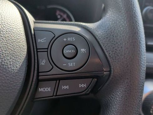 Used 2024 Toyota RAV4 XLE FWD image 16