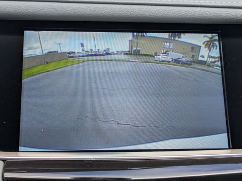 Used 2019 Cadillac XT5 Luxury FWD image 28