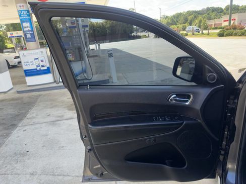 Used 2014 Dodge Durango Limited w/ Trailer Tow Group IV image 24