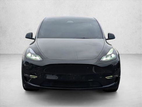 Used 2024 Tesla Model Y Performance AWD/4WD image 2