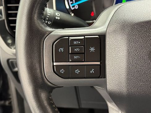 Used 2022 Ford F150 XLT w/ Equipment Group 302A High image 17