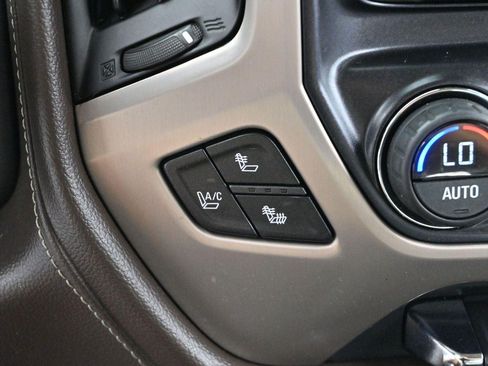Used 2015 GMC Sierra 1500 Denali w/ Driver Alert Package AWD/4WD image 25