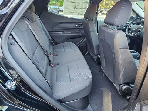 New 2027 Chevrolet Bolt LT w/ Comfort Package FWD image 12