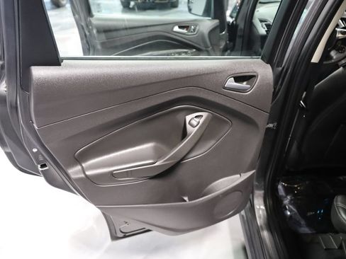 Used 2015 Ford C-MAX Energi SEL w/ Exterior Protection Package FWD image 17