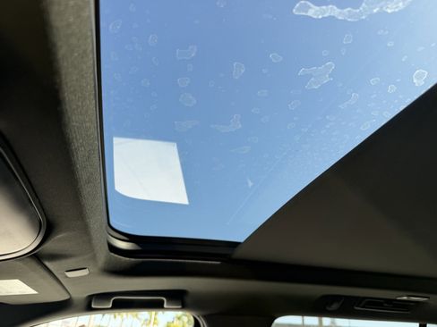 Used 2022 GMC Yukon Denali image 22