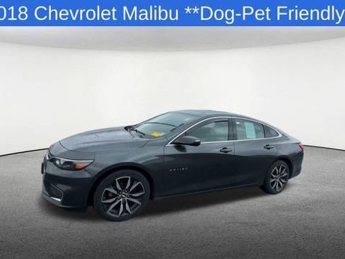 Used 2018 Chevrolet Malibu LT w/ Leather Package image 4