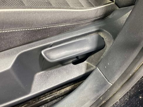 Used 2023 Volkswagen Jetta Sport FWD image 17
