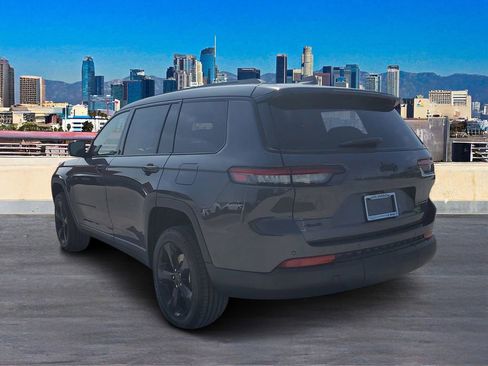 New 2025 Jeep Grand Cherokee L Altitude image 5
