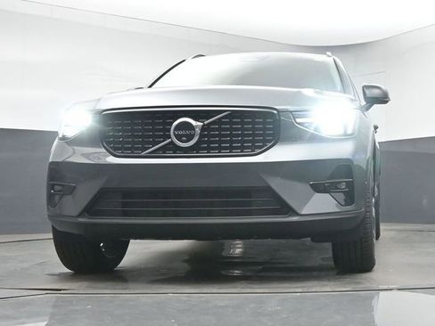 New 2026 Volvo XC40 B5 Plus w/ Climate Package AWD/4WD image 39