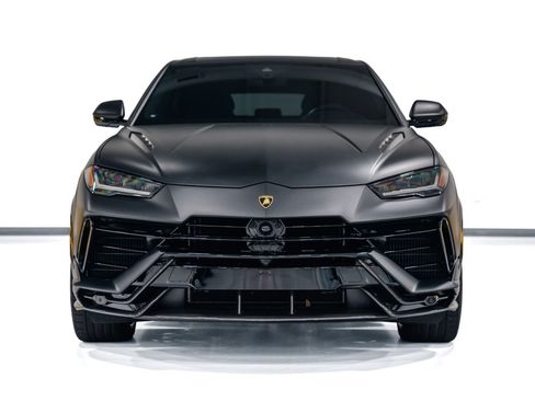 Used 2024 Lamborghini Urus Performante AWD/4WD image 3