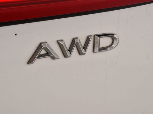 Used 2017 Lincoln MKX Reserve w/ Driver Assistance Package image 22