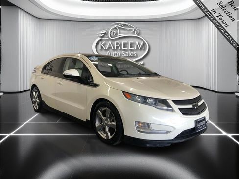 Used 2011 Chevrolet Volt Premium w/ Premium Trim Package image 3