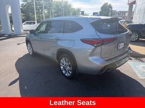 Used 2023 Toyota Highlander Limited AWD/4WD image 5
