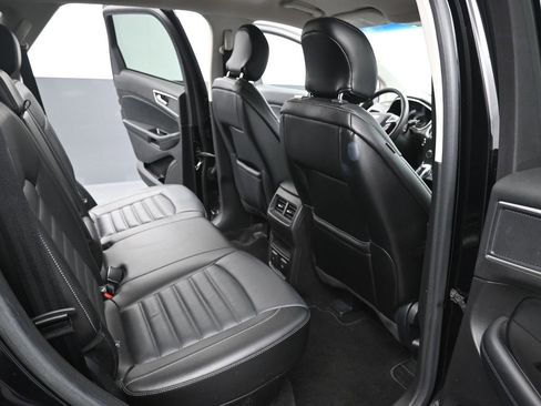 Certified 2017 Ford Edge SEL w/ Equipment Group 201A image 10