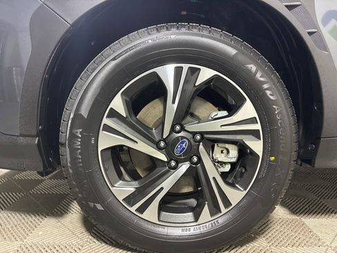 Used 2024 Subaru Crosstrek 2.0i Premium image 36