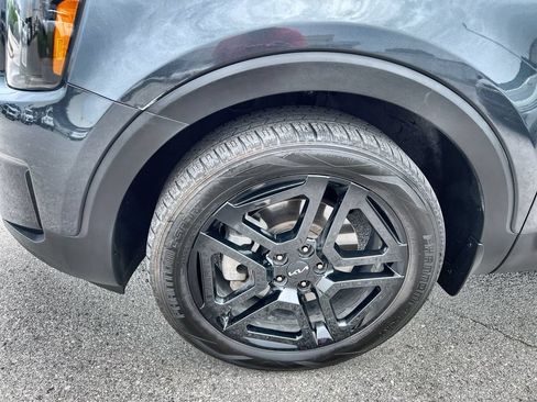 Used 2024 Kia Telluride EX X-Line AWD/4WD image 10
