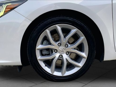 Used 2019 Acura ILX FWD image 11