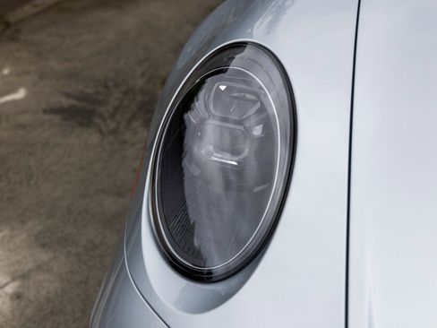 Certified 2022 Porsche 911 GT3 image 14