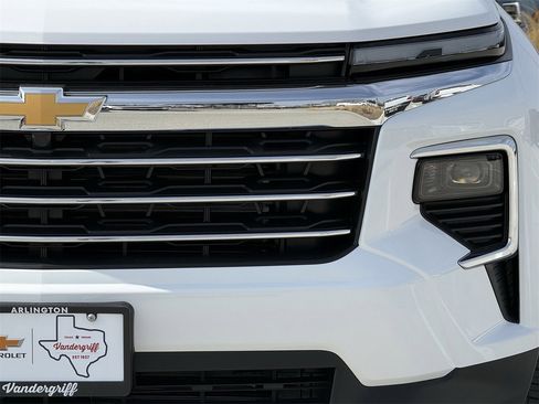 New 2026 Chevrolet Traverse LT image 8