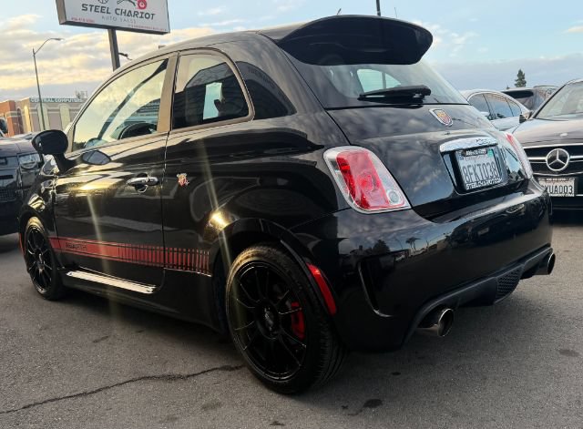 Used 2012 FIAT 500 Abarth w/ Safety & Convenience Pkg FWD image 4