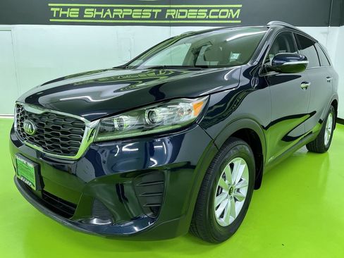 Used 2020 Kia Sorento LX w/ LX I4 Convenience Package AWD/4WD image 5