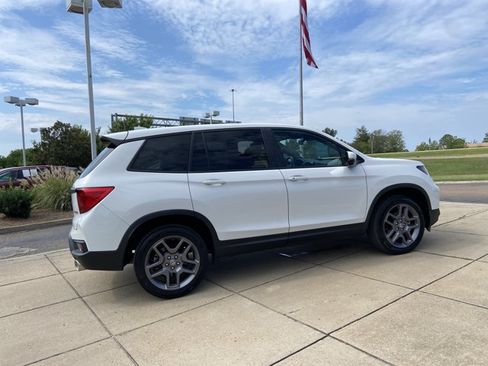 Used 2023 Honda Passport EX-L image 12