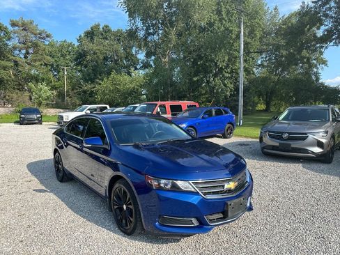 Used 2014 Chevrolet Impala LT w/ Convenience Package FWD image 3