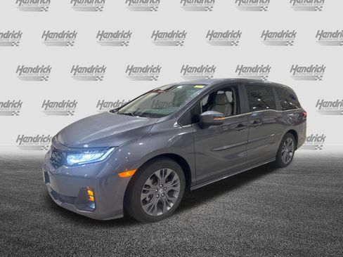 Used 2025 Honda Odyssey Touring image 41