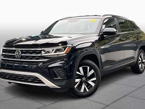 Used 2023 Volkswagen Atlas Cross Sport SE image 1