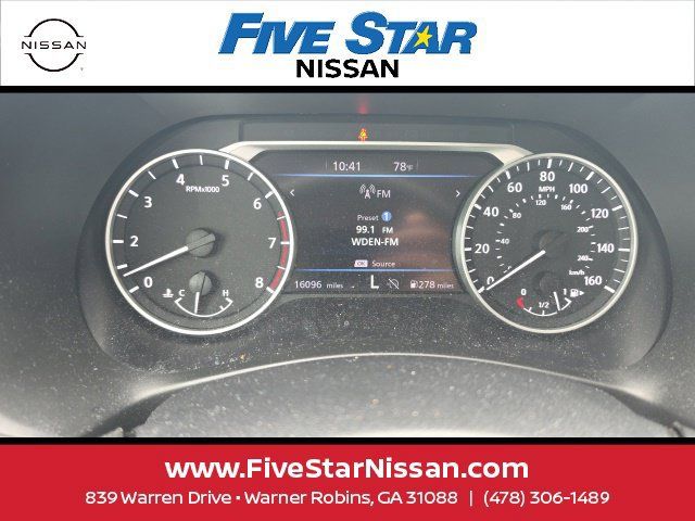 Used 2024 Nissan Sentra SR FWD image 21