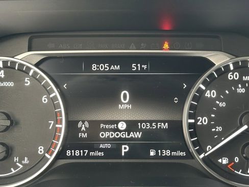 Used 2022 Nissan Pathfinder SV image 40