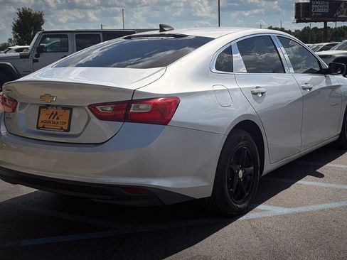 Used 2018 Chevrolet Malibu LS FWD image 26
