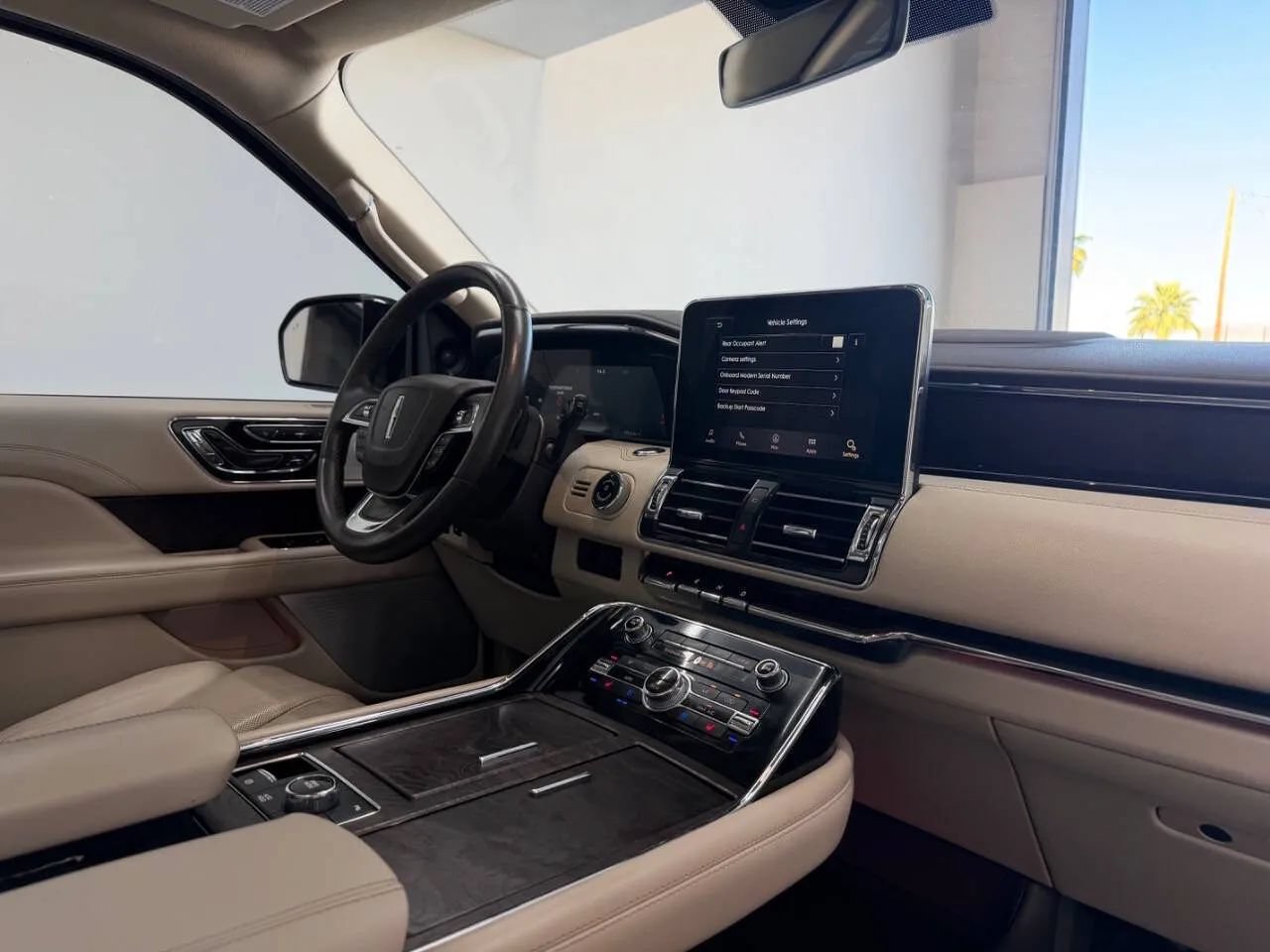 Used 2021 Lincoln Navigator Reserve AWD/4WD image 30