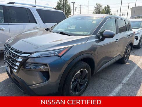 Certified 2025 Nissan Rogue SV AWD/4WD image 1
