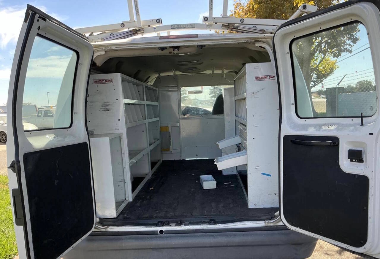 Used 2007 Ford E-250 and Econoline 250 RWD image 11