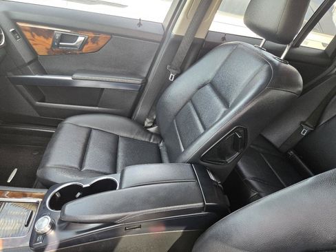 Used 2014 Mercedes-Benz GLK 350 2WD image 8