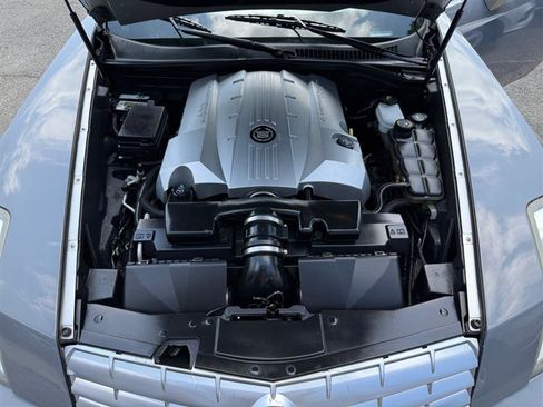 Used 2005 Cadillac XLR image 18