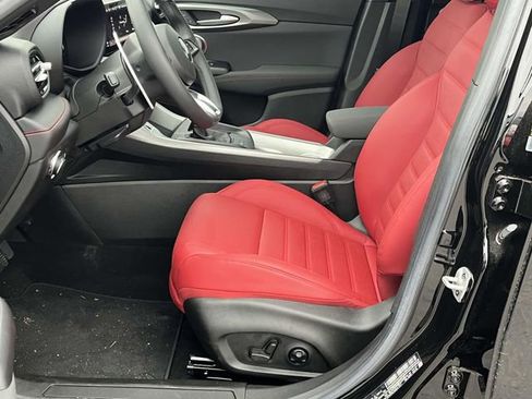 New 2024 Dodge Hornet R/T Plus w/ Tech Pack Plus w/o Parking image 11