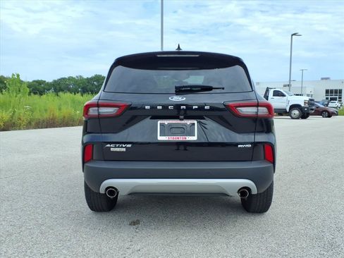 Used 2023 Ford Escape Active w/ Tech Pack #2 AWD/4WD image 5